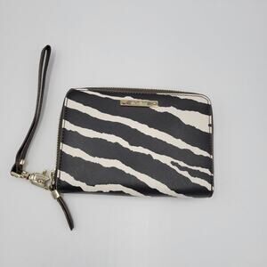 Stella & Dot Women's Wallet OS Black Zebra Print Clutch Wristlet Zip Closure